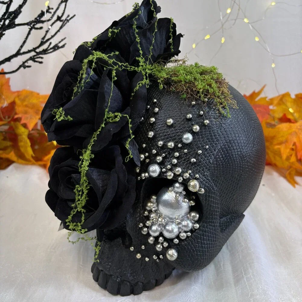 Halloween Glam Floral Black Roses Skull Pearls Moss Figure Centerpiece RARE